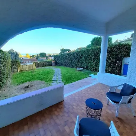 Tommy Con Giardino Vista Mare E Spiaggia Inlusa *